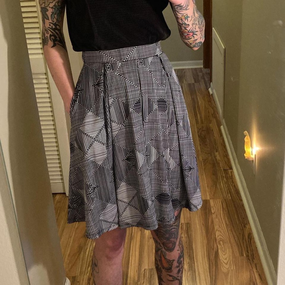 Illusion skirt